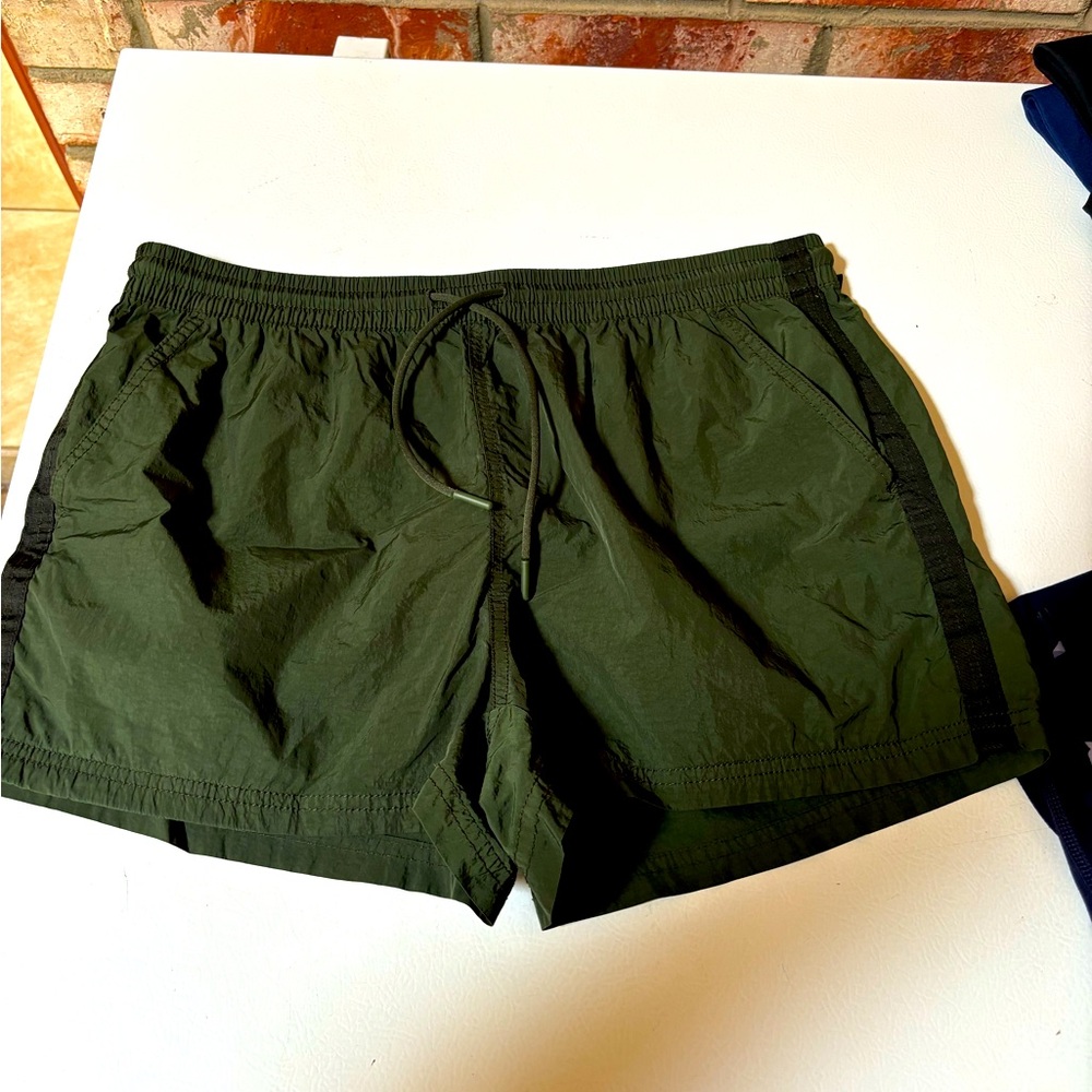 Athleta | Expedition Short